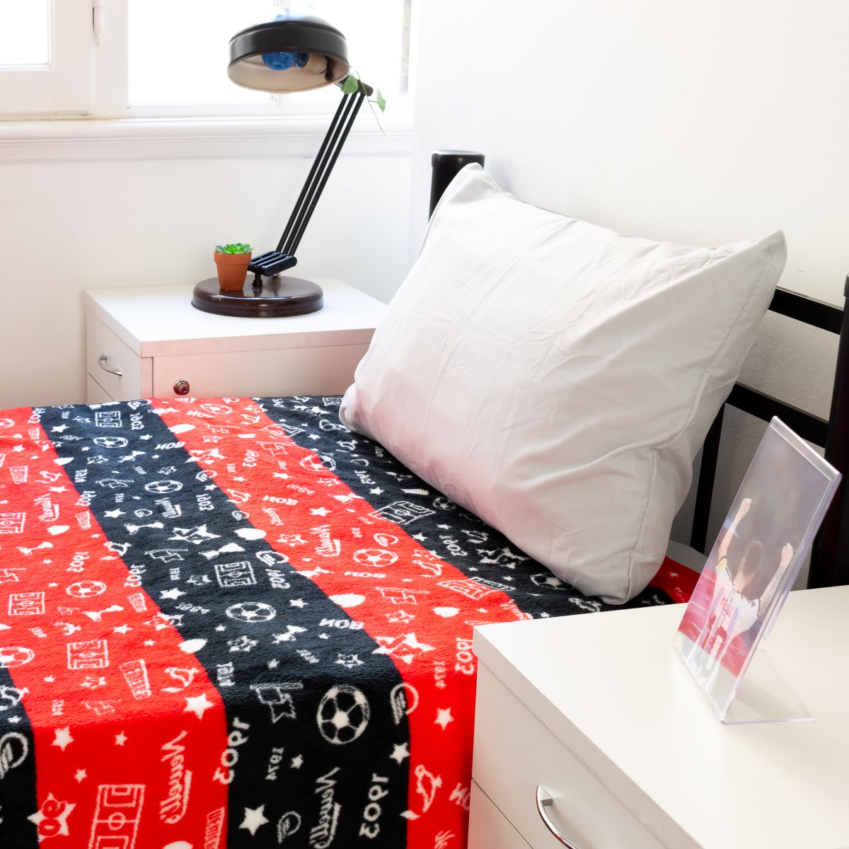 Frazada Flannel Newell'S Twin Size 160X240Cm Con Funda - Imagen 2