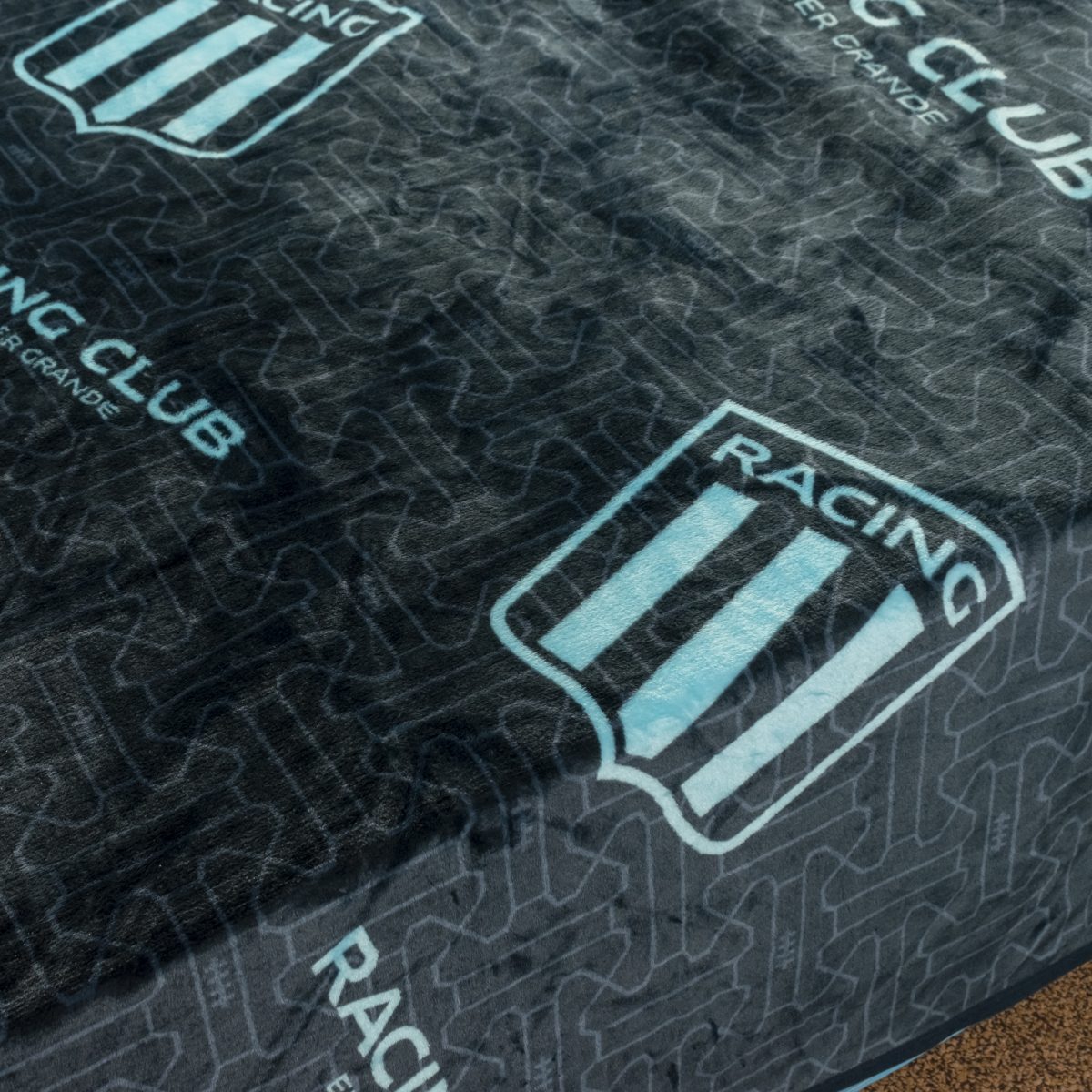 Frazada Flannel Racing 2 Plazas Y Media 220X240Cm - Imagen 2