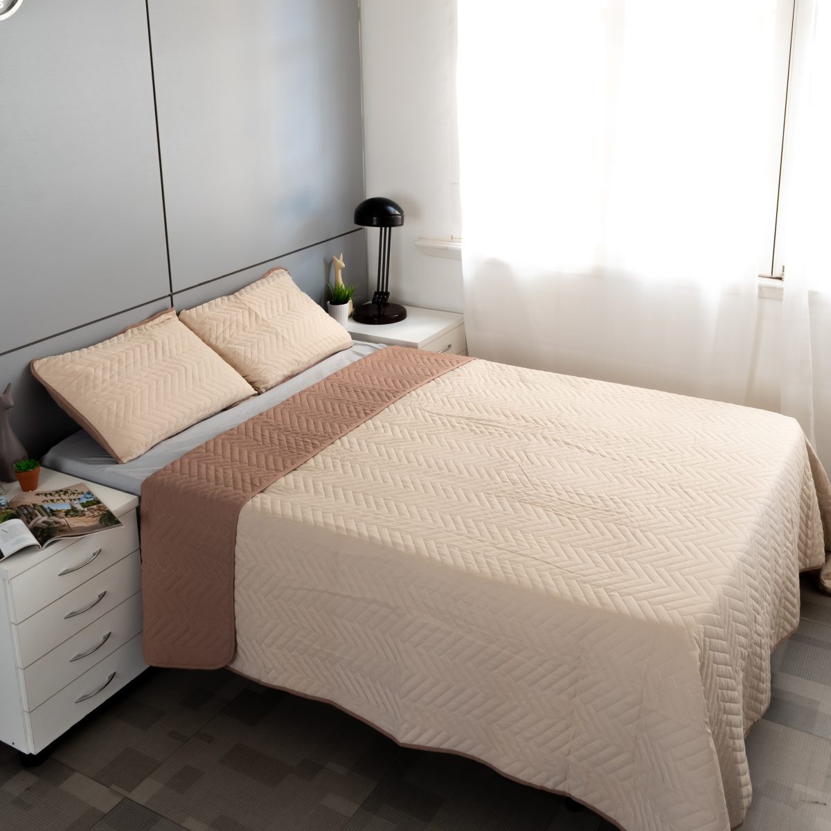 Cubrecama Quilt Lisa Reversible "King" Cotton Touch Suave Al Tacto 270X270Cm Con 2 Fundas - Imagen 2