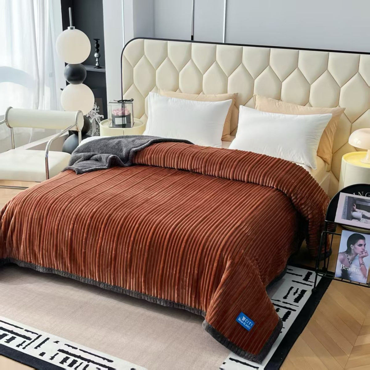 Frazada Rayada Flannel Con Interior De Corderito - King Size - Imagen 3