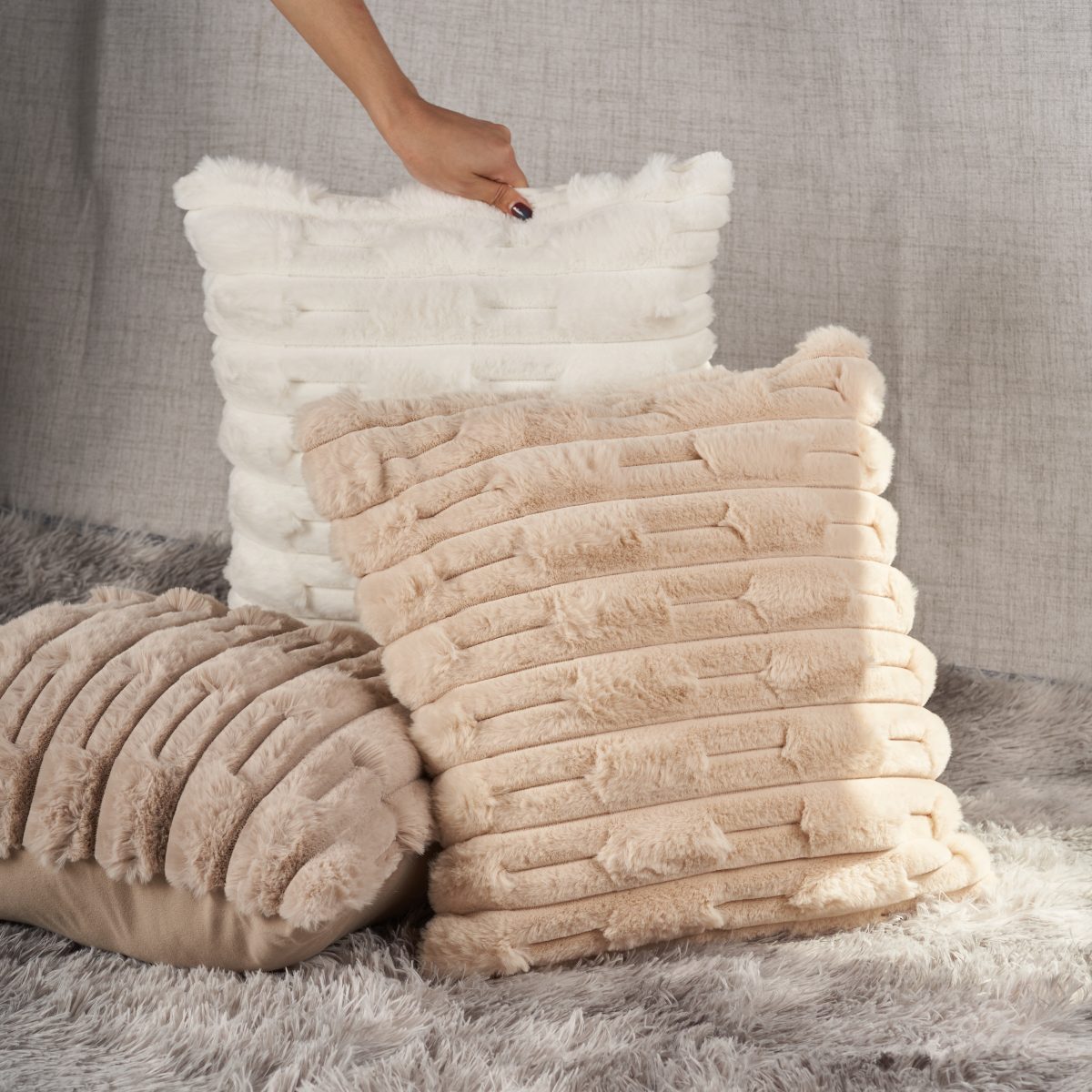 Funda De Almohadones Bloques De Pelo De Conejo 45X45Cm Aprox - Imagen 1